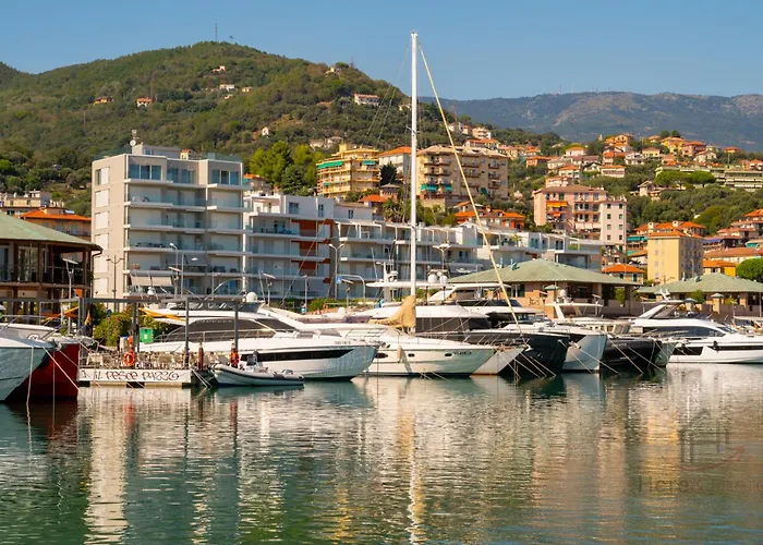 Garden & Sea View - Free Access And Garage - Wifi Apartamento *