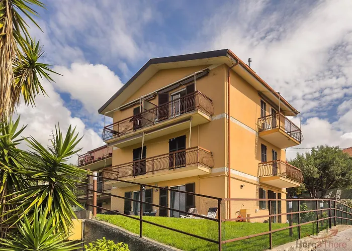 Apartamento Garden & Sea View - Free Access And Garage - Wifi *