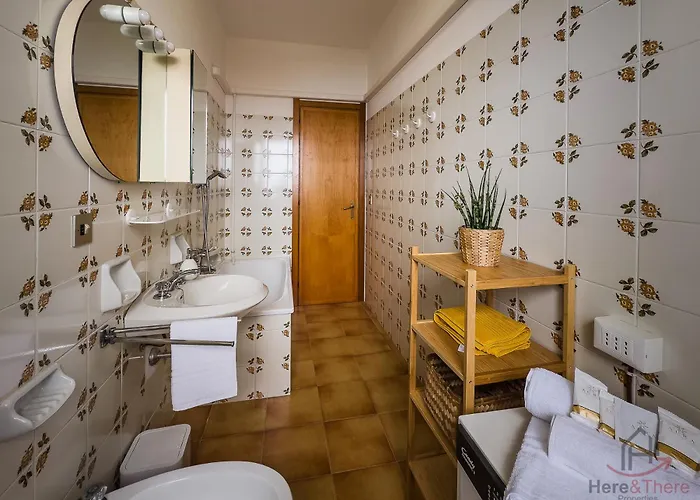 Garden & Sea View - Free Access And Garage - Wifi Apartmán